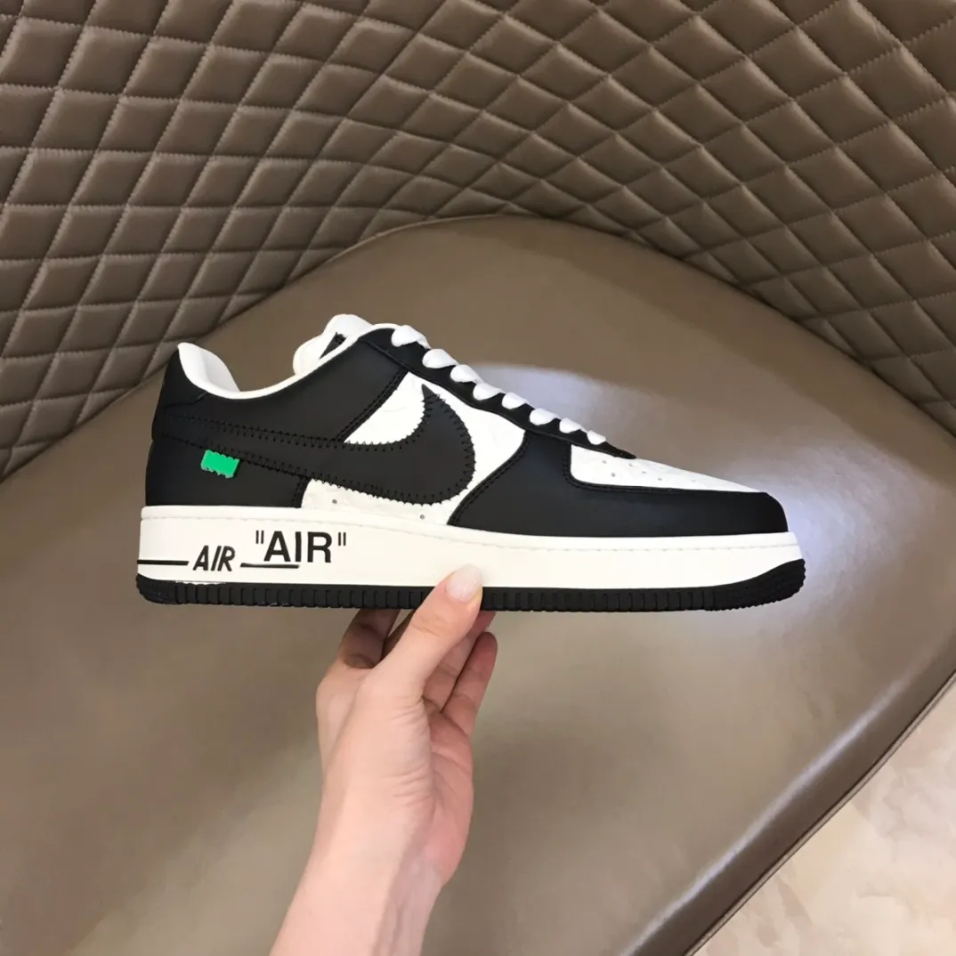 Men's shoes 💰p420 "*OUIS *UITTO*" x OFF-WHITE x Nike tripartite collaboration! Trendy and cool men's casual sports shoes with unrivaled color matching. The design idea basically continues the style of THE TEN. The Swoosh line and tongue label have a very familiar visual effect and are both fashionable and trendy! A must-have for fashionistas! The effect on your feet is absolutely stunning! Size: 38-45